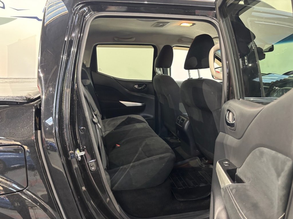 Used Nissan Navara 2016 for sale - 77122012: Photo 43