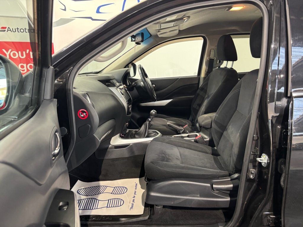 Used Nissan Navara 2016 for sale - 77122012: Photo 47