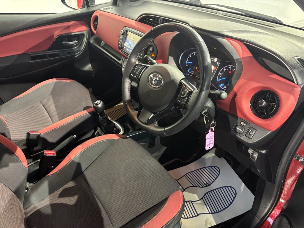 Used Toyota Yaris 2017 for sale - 77302532: Photo 39