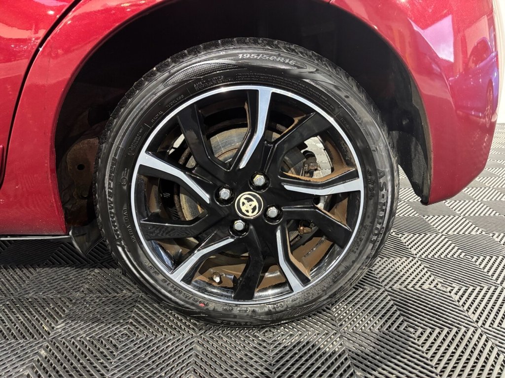 Used Toyota Yaris 2017 for sale - 77302532: Photo 50