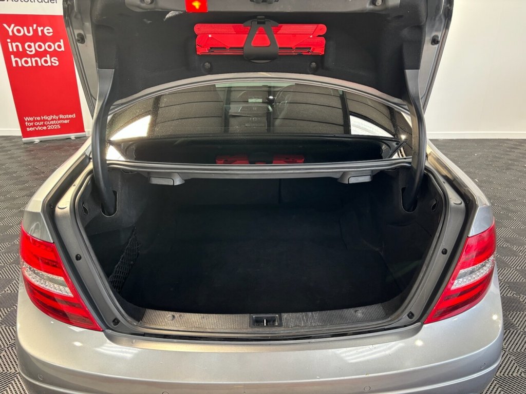 Used Mercedes-Benz C Class 2014 for sale - 78044304: Photo 38