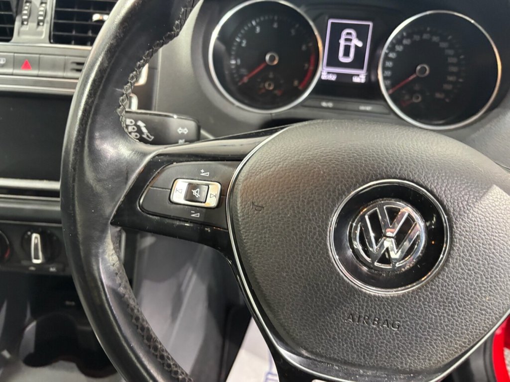 Used Volkswagen Polo 2015 for sale - 77302163: Photo 24
