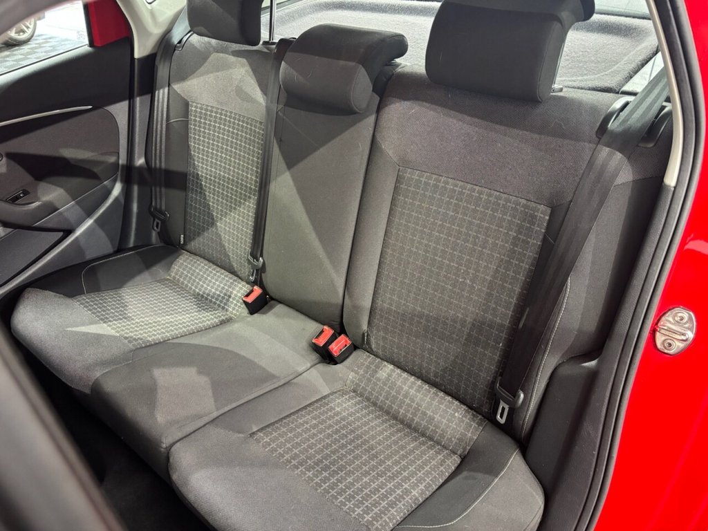 Used Volkswagen Polo 2015 for sale - 77302163: Photo 39