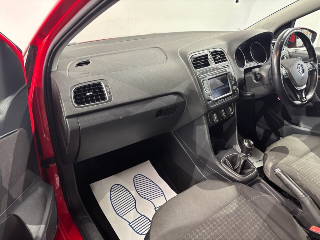 Used Volkswagen Polo 2015 for sale - 77302163: Photo 40