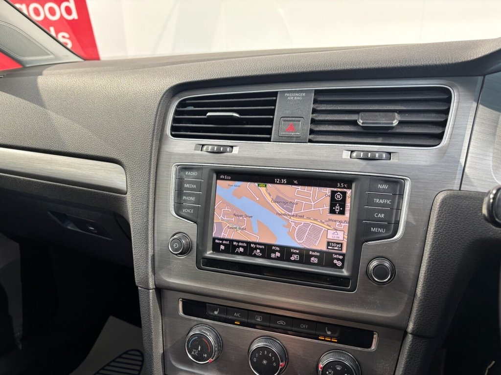 Used Volkswagen Golf 2016 for sale - 77780396: Photo 30