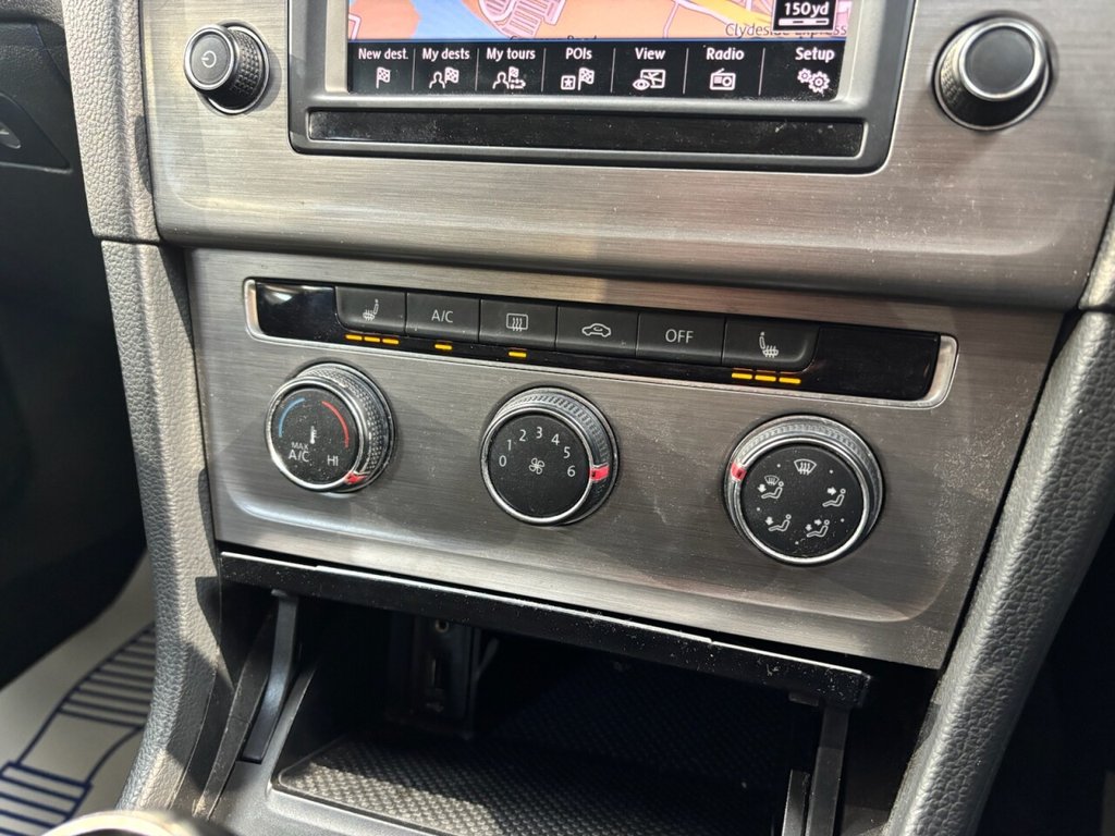 Used Volkswagen Golf 2016 for sale - 77780396: Photo 32