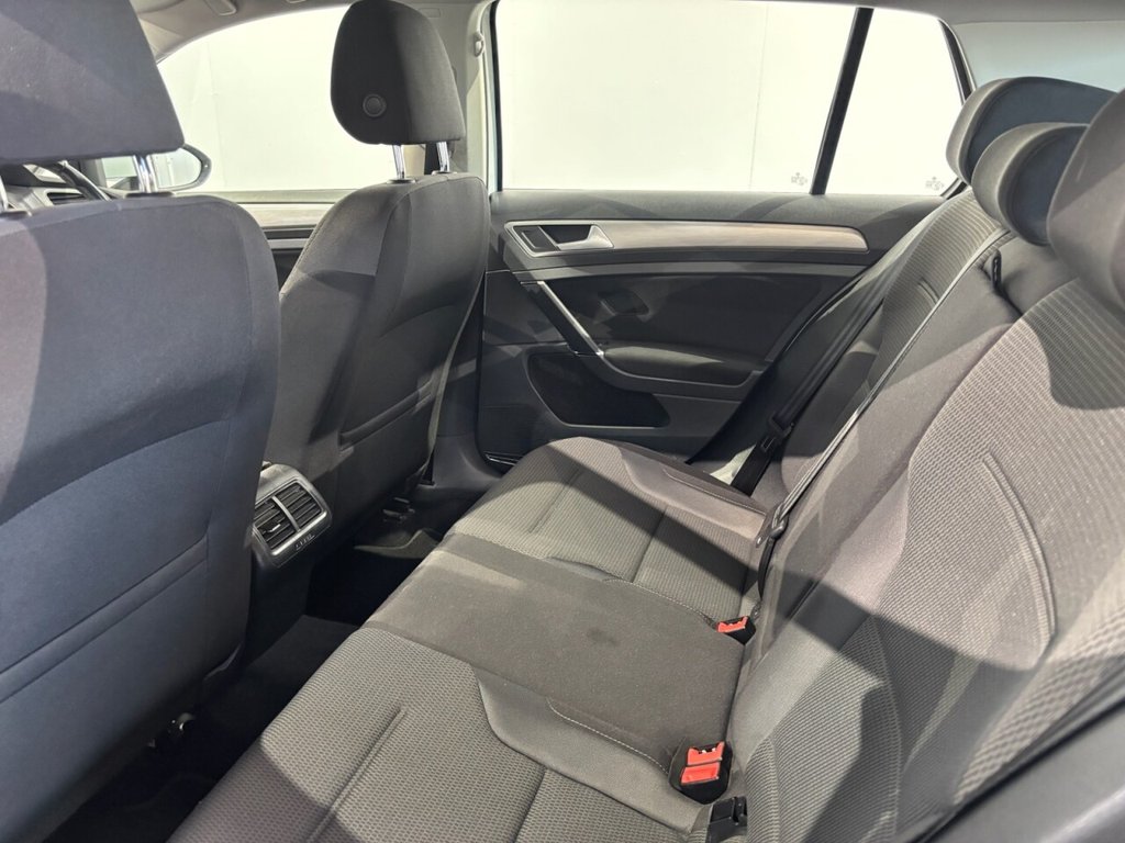 Used Volkswagen Golf 2016 for sale - 77780396: Photo 39