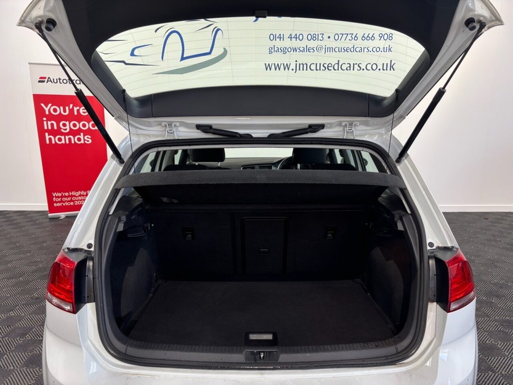 Used Volkswagen Golf 2016 for sale - 77780396: Photo 40