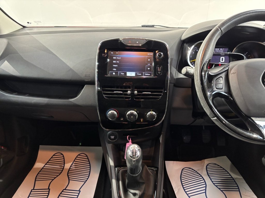 Used Renault Clio 2014 for sale - 76821162: Photo 24