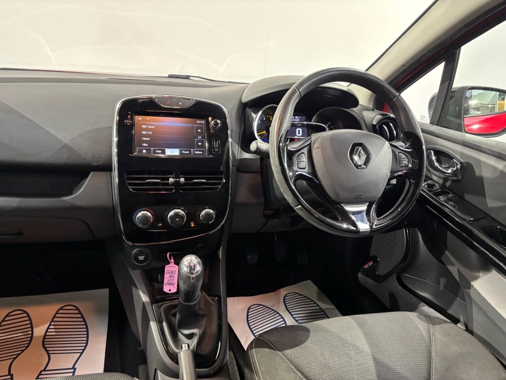 Used Renault Clio 2014 for sale - 76821162: Photo 25