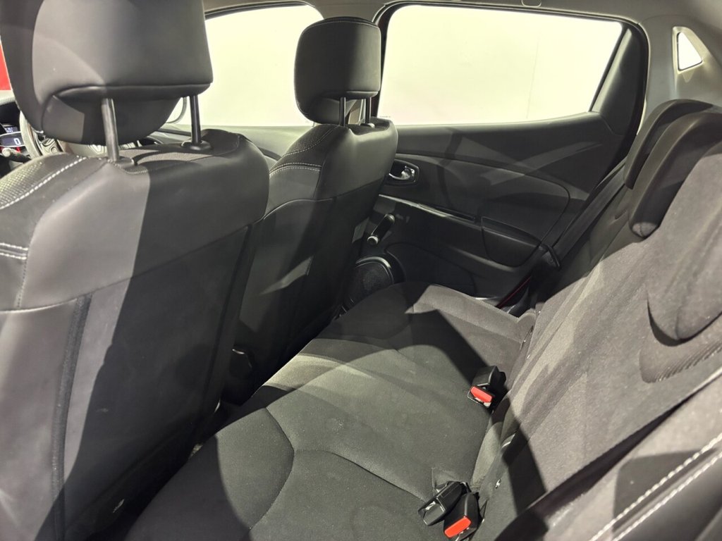 Used Renault Clio 2014 for sale - 76821162: Photo 39