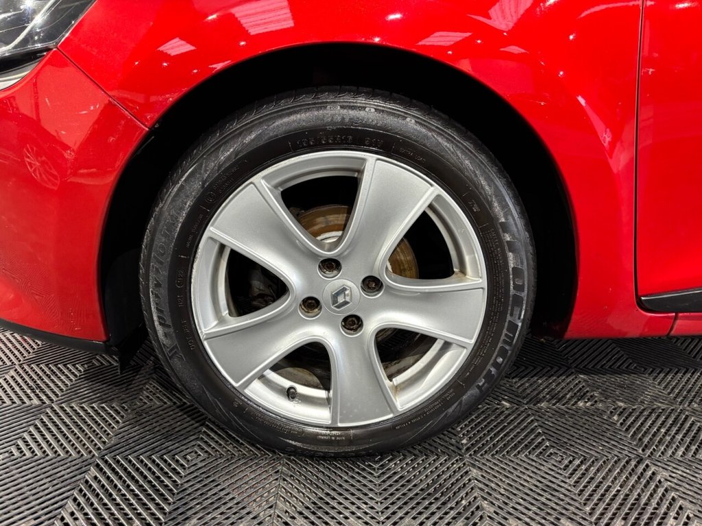 Used Renault Clio 2014 for sale - 76821162: Photo 43
