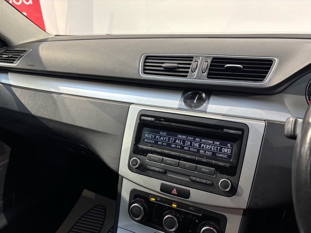 Used Volkswagen Passat 2014 for sale - 76820350: Photo 30