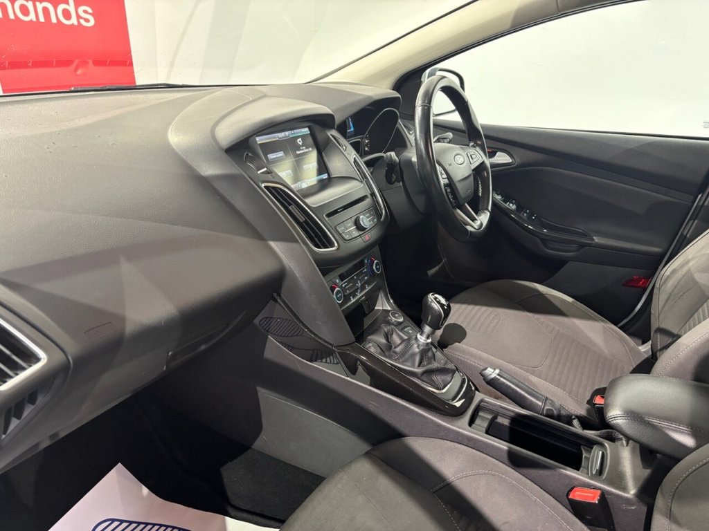 Used Ford Focus 2015 for sale - 77620969: Photo 16