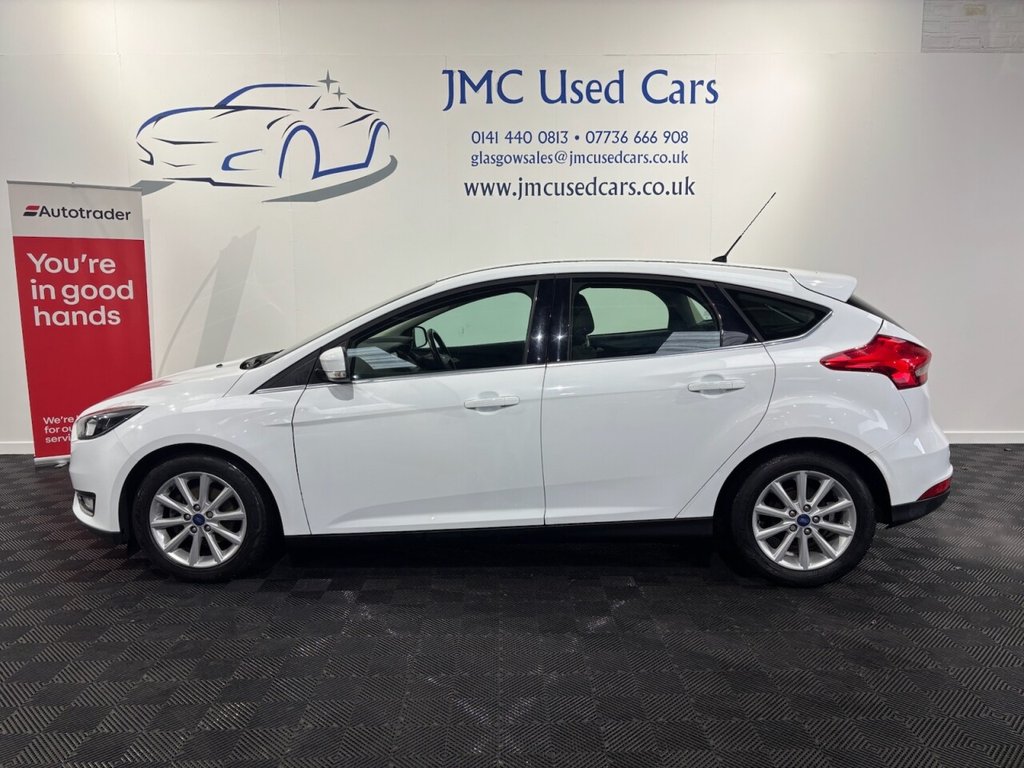 Used Ford Focus 2015 for sale - 77620969: Photo 3
