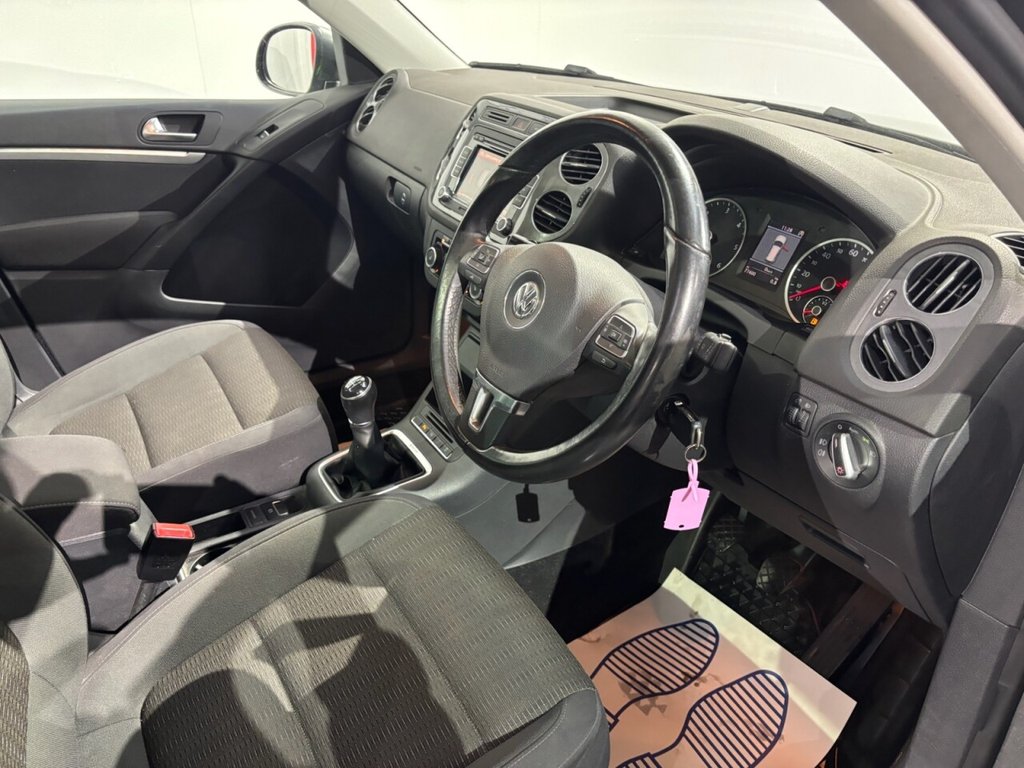 Used Volkswagen Tiguan 2012 for sale - 76626481: Photo 15