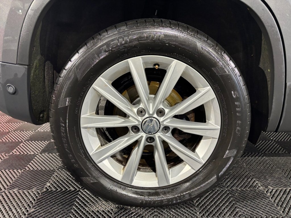 Used Volkswagen Tiguan 2012 for sale - 76626481: Photo 43