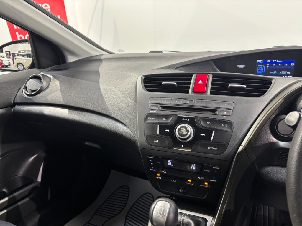 Used Honda Civic 2012 for sale - 77463674: Photo 28