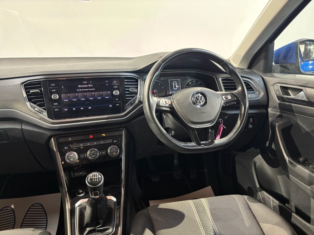 Used Volkswagen T-Roc 2018 for sale - 76883428: Photo 16