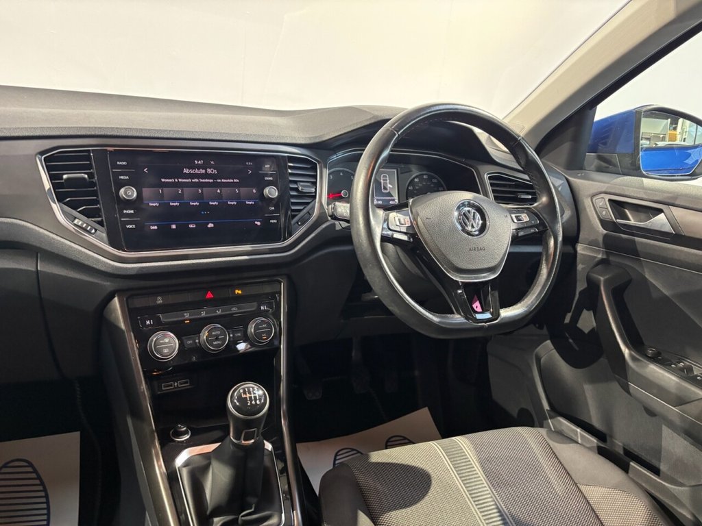 Used Volkswagen T-Roc 2018 for sale - 76883428: Photo 21