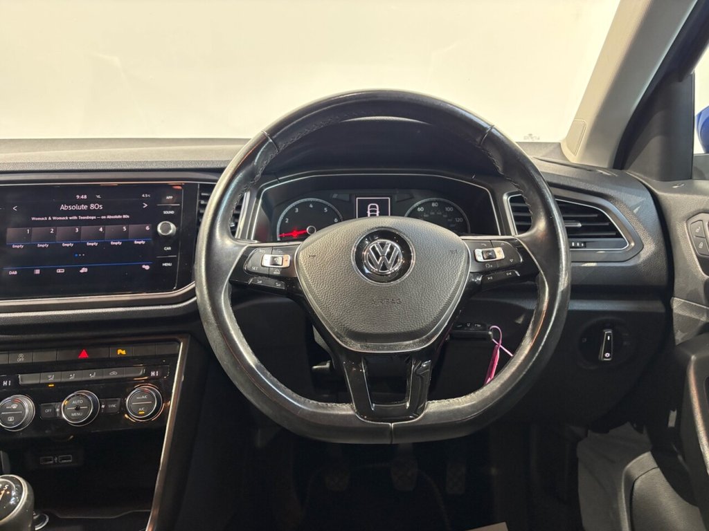 Used Volkswagen T-Roc 2018 for sale - 76883428: Photo 24