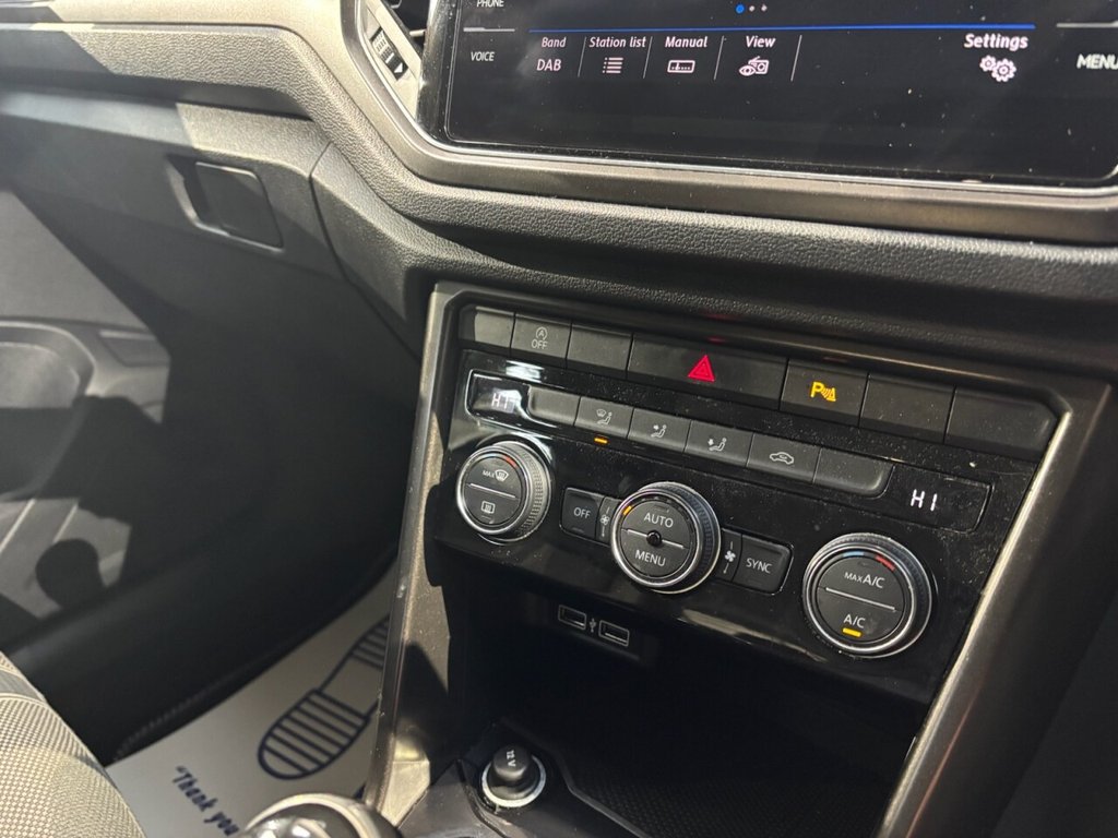 Used Volkswagen T-Roc 2018 for sale - 76883428: Photo 33