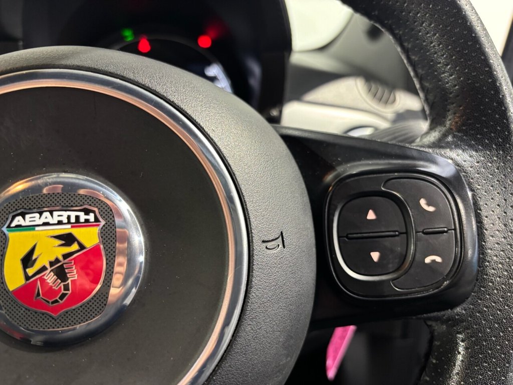 Used Abarth 595 2018 for sale - 76909981: Photo 40