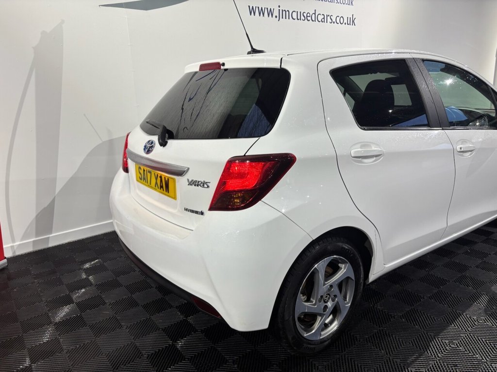 Used Toyota Yaris 2017 for sale - 77301928: Photo 15