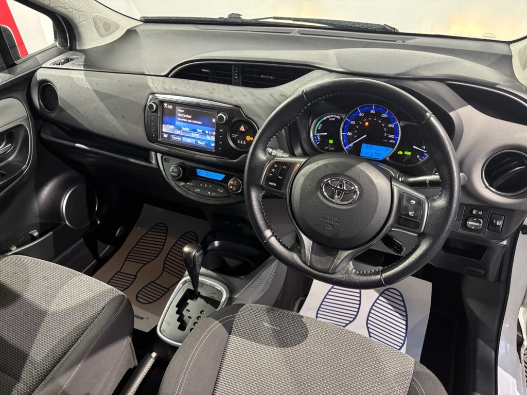 Used Toyota Yaris 2017 for sale - 77301928: Photo 26