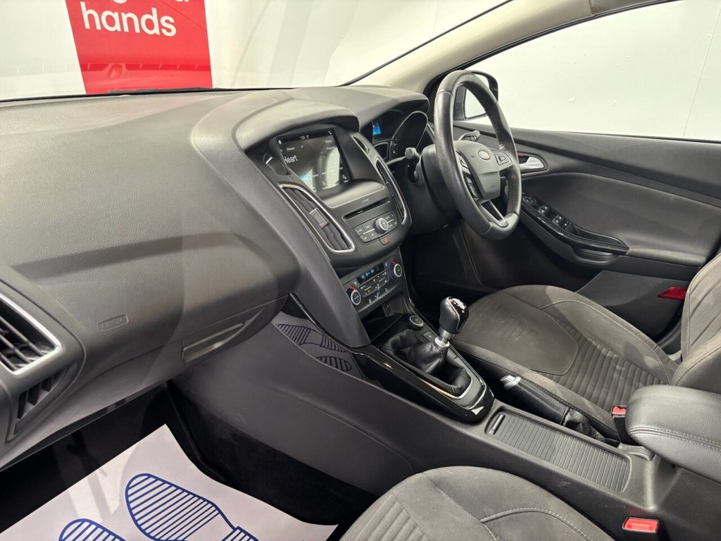 Used Ford Focus 2017 for sale - 78044277: Photo 11
