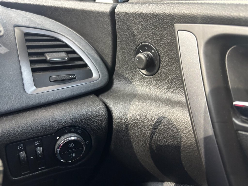 Used Vauxhall Astra GTC 2015 for sale - 77780384: Photo 35