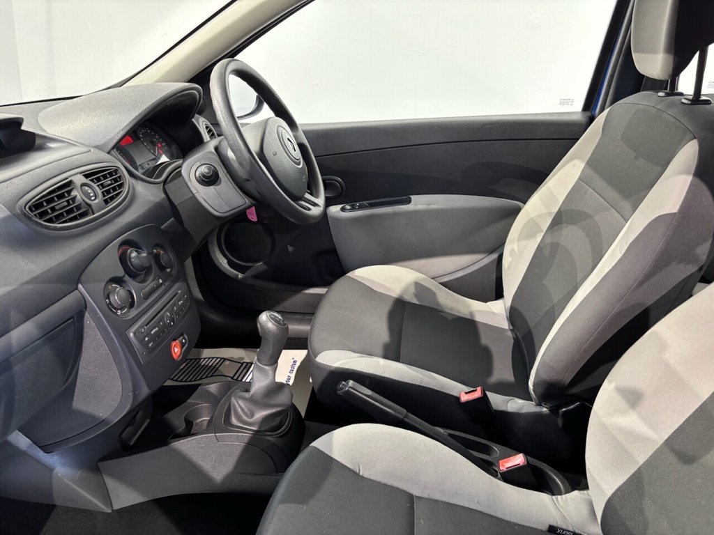 Used Renault Clio 2009 for sale - 76626491: Photo 13