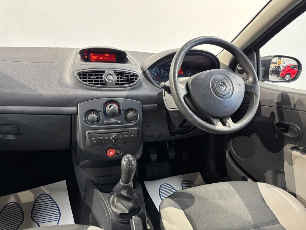 Used Renault Clio 2009 for sale - 76626491: Photo 19