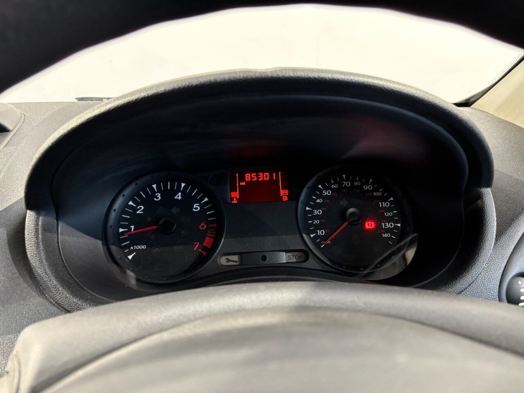 Used Renault Clio 2009 for sale - 76626491: Photo 31