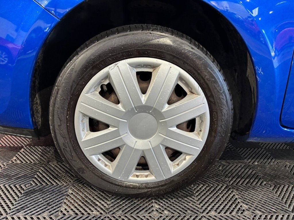 Used Renault Clio 2009 for sale - 76626491: Photo 37