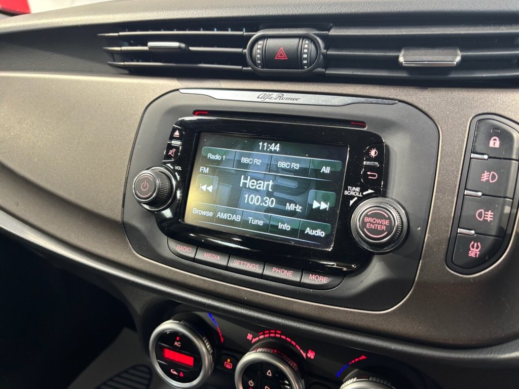 Used Alfa Romeo Giulietta 2014 for sale - 78017079: Photo 32