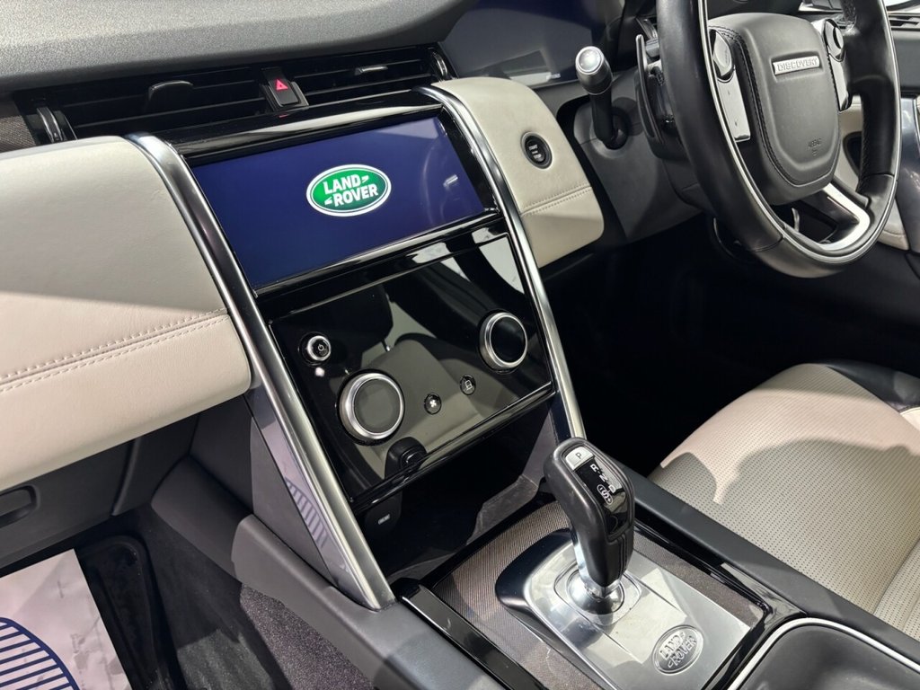 Used Land Rover Discovery Sport 2020 for sale - 76923343: Photo 40