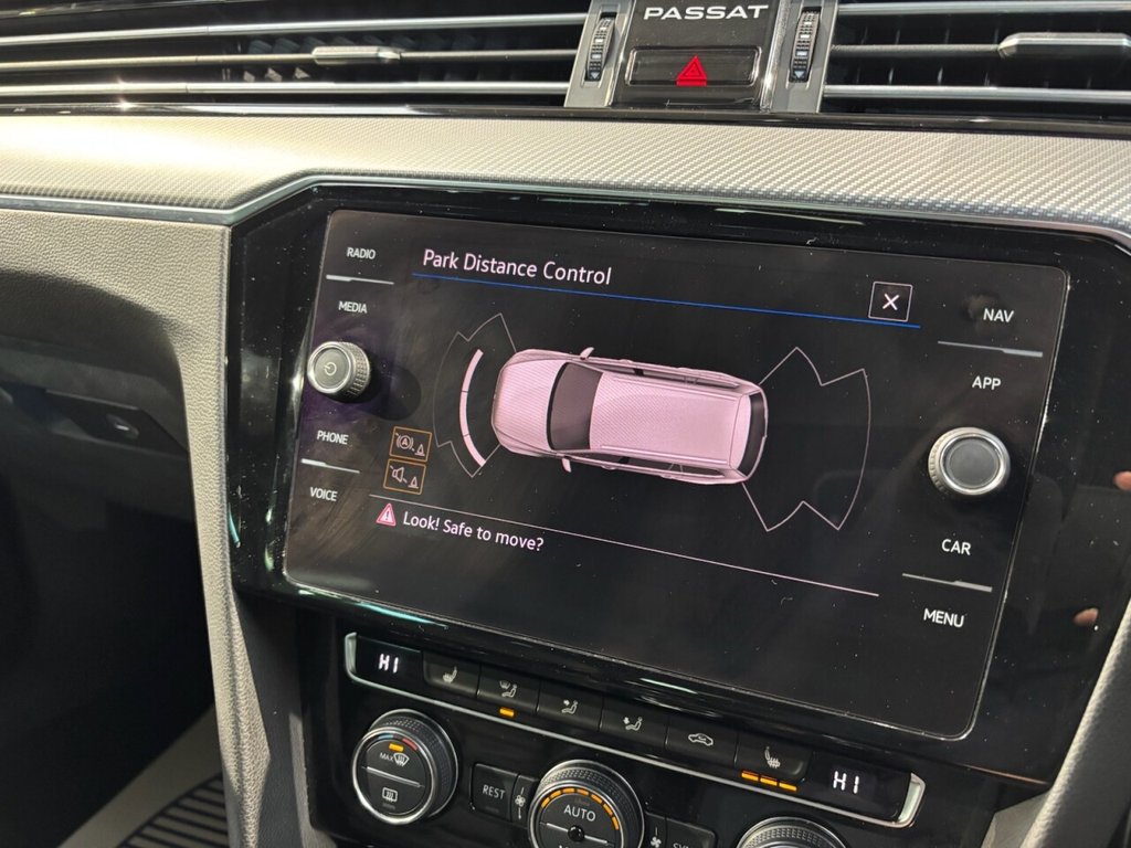 Used Volkswagen Passat 2020 for sale - 76626479: Photo 32