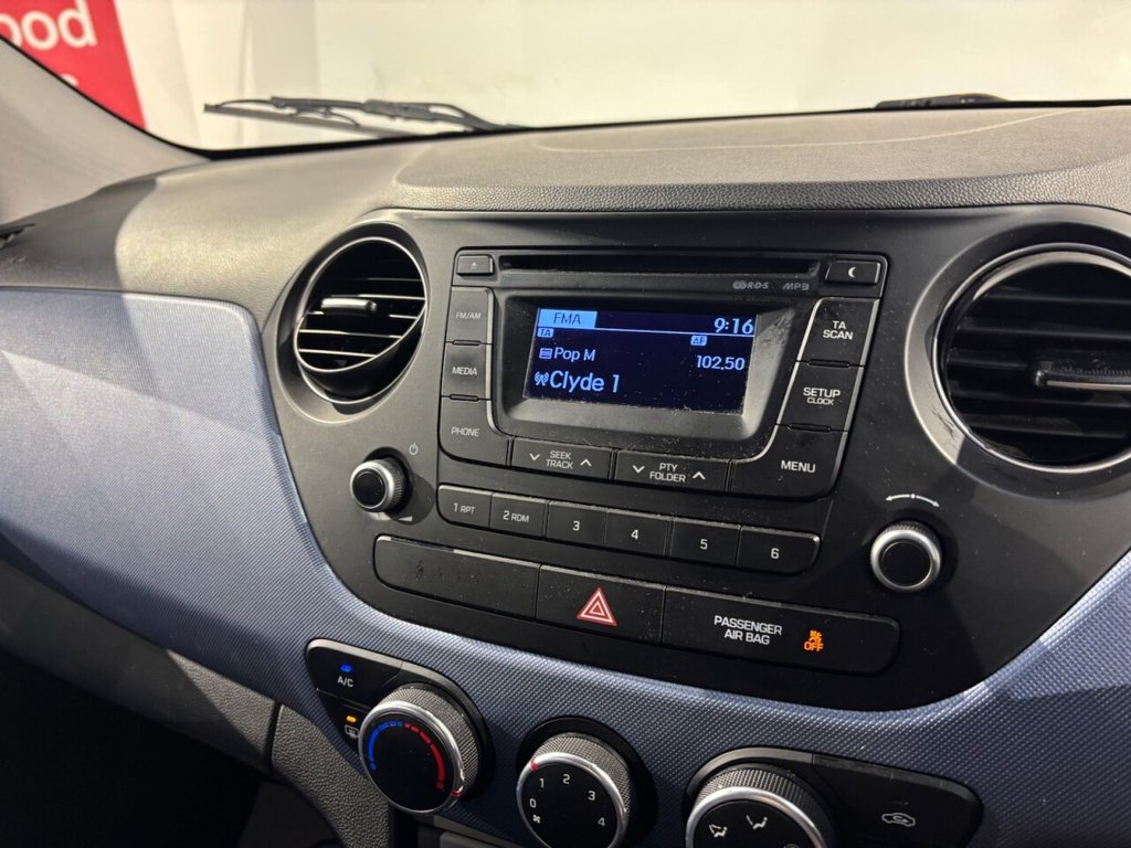 Used Hyundai i10 2014 for sale - 76820861: Photo 29