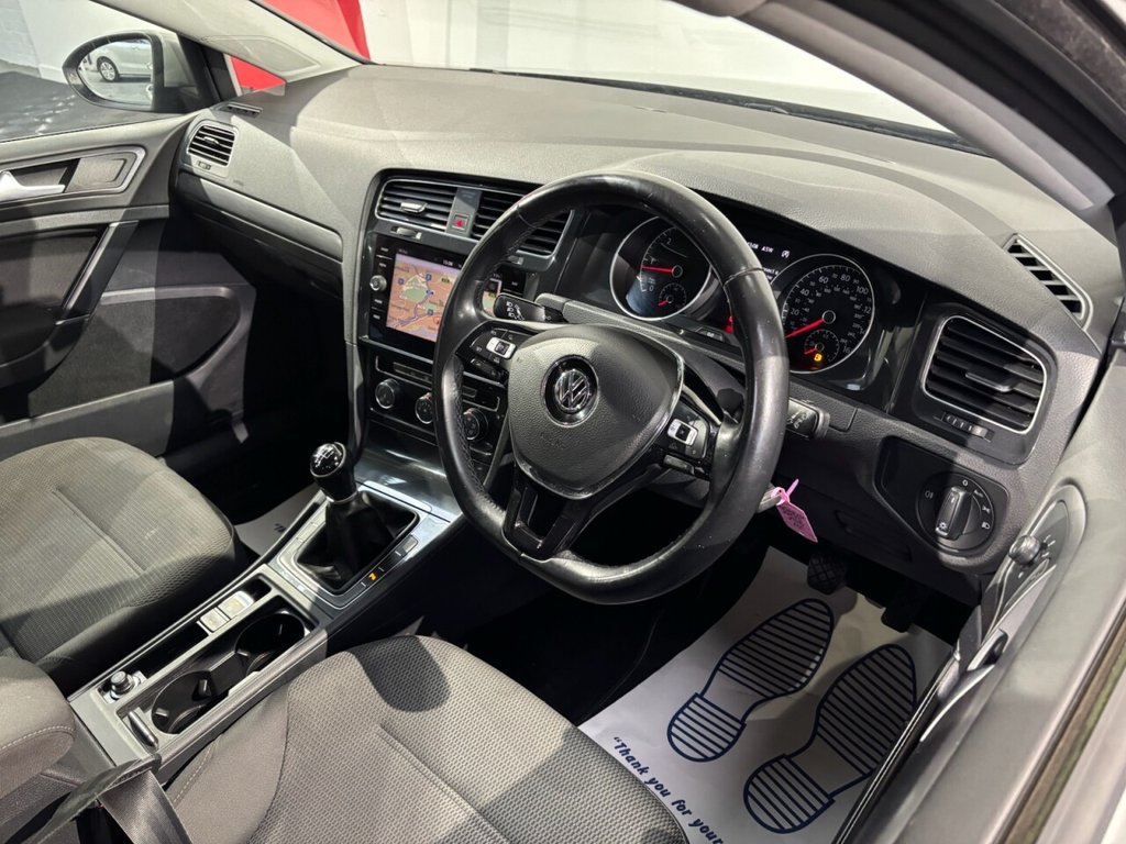 Used Volkswagen Golf 2017 for sale - 76626483: Photo 21