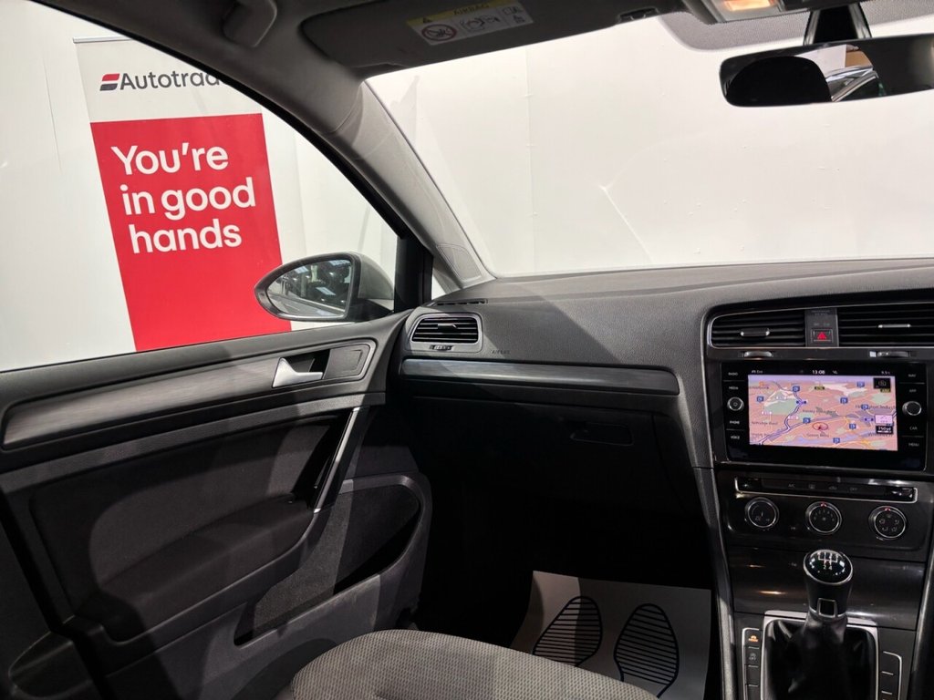 Used Volkswagen Golf 2017 for sale - 76626483: Photo 30