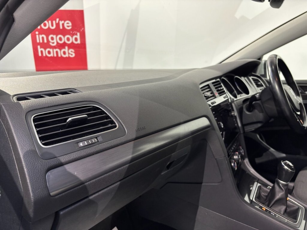 Used Volkswagen Golf 2017 for sale - 76626483: Photo 37