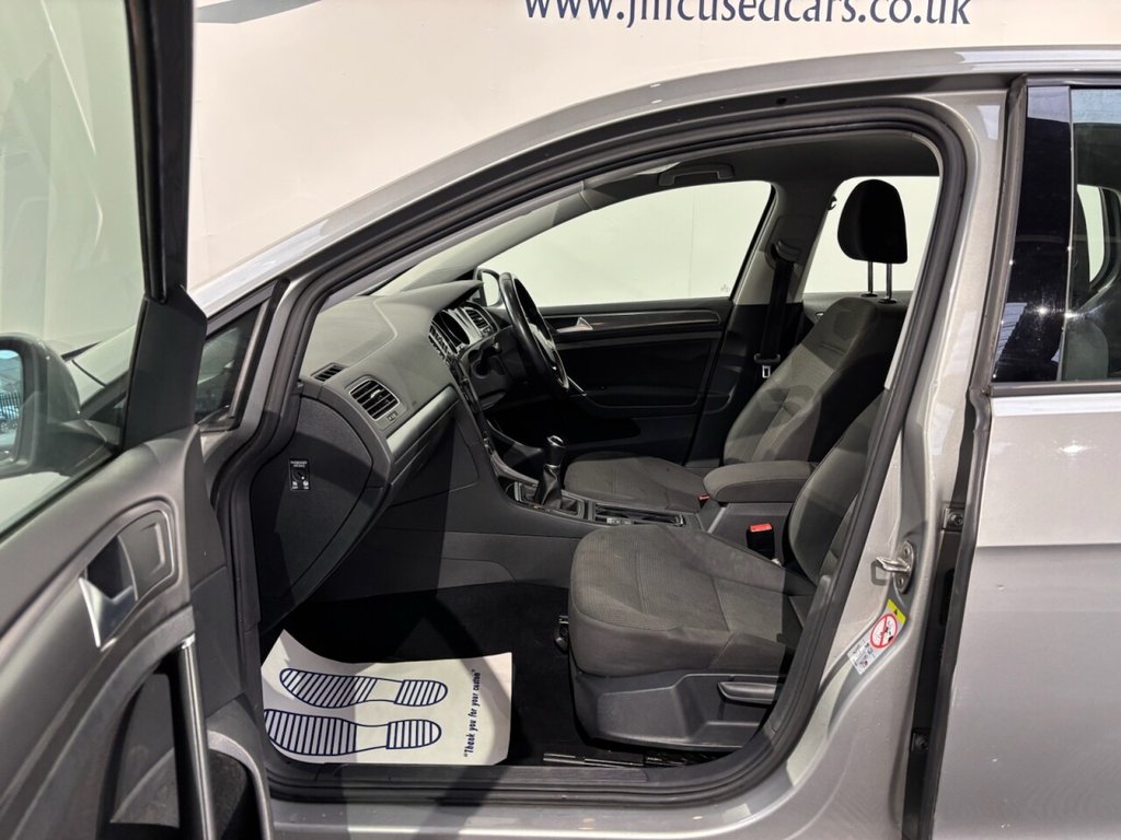 Used Volkswagen Golf 2017 for sale - 76626483: Photo 38