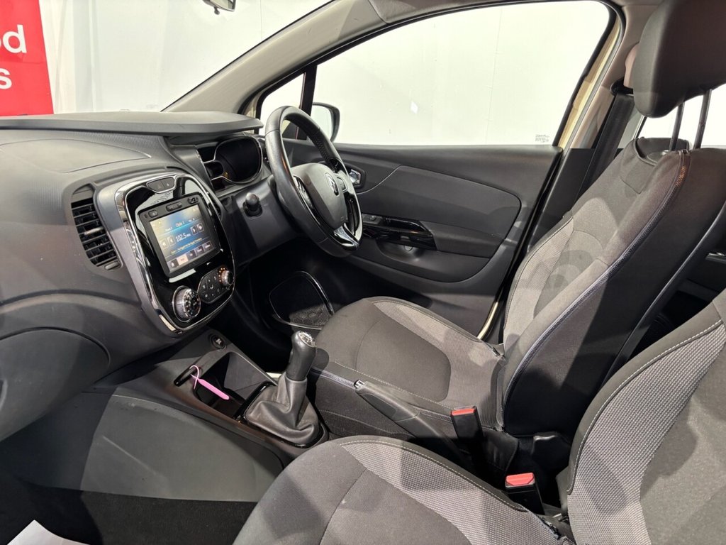 Used Renault Captur 2015 for sale - 76626504: Photo 13