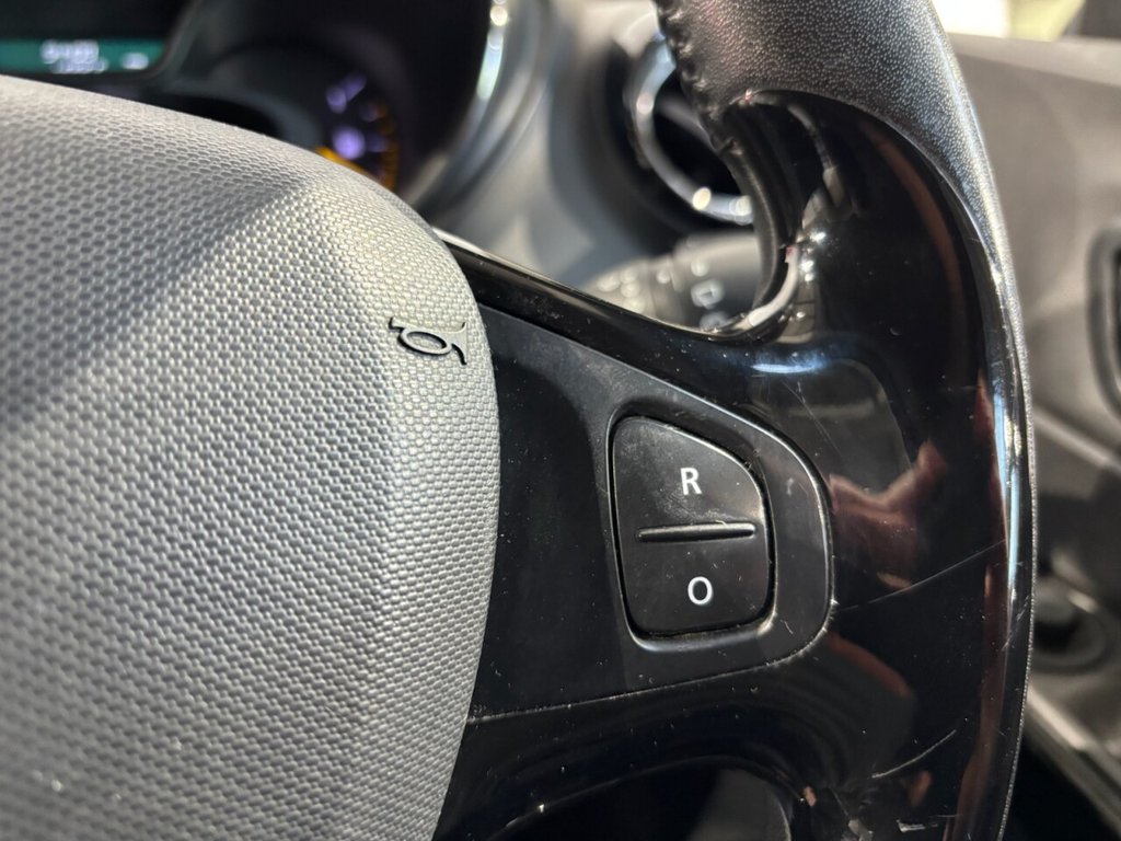 Used Renault Captur 2015 for sale - 76626504: Photo 30