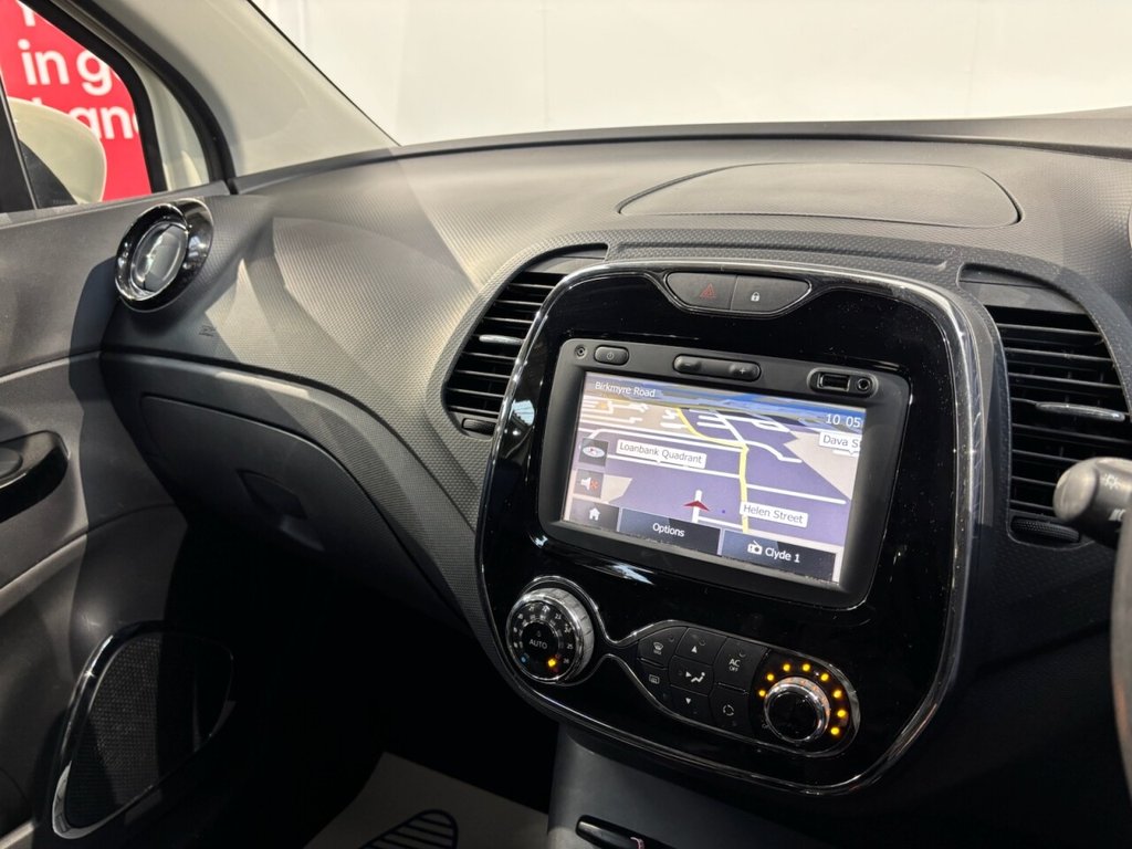 Used Renault Captur 2015 for sale - 76626504: Photo 31