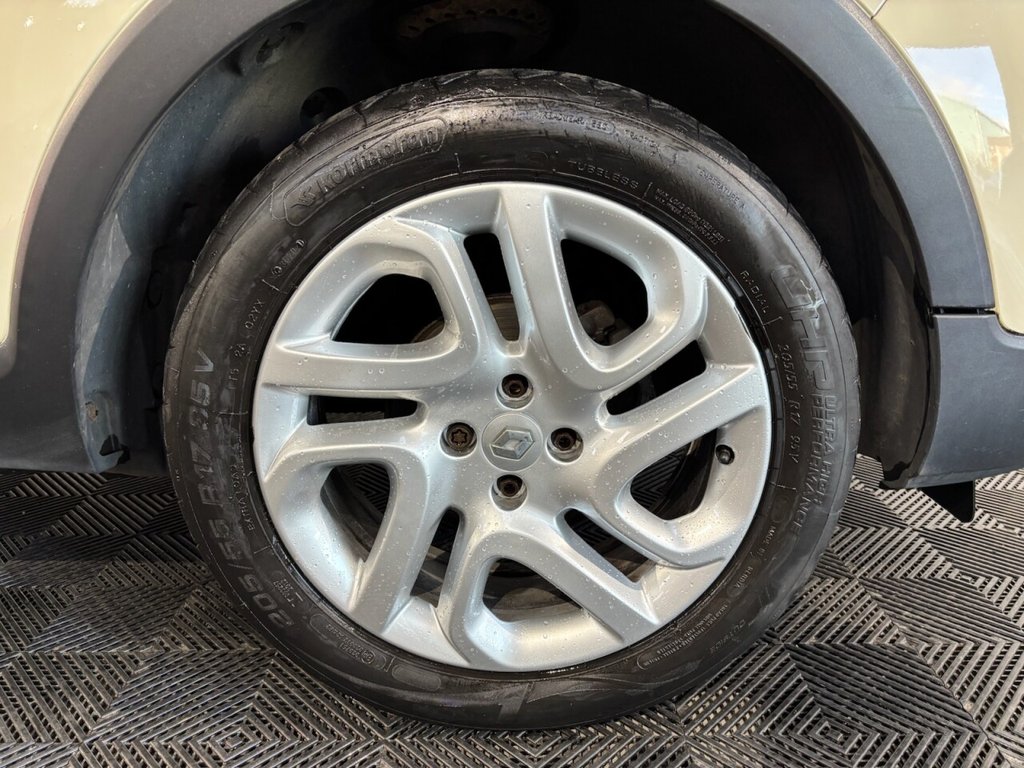 Used Renault Captur 2015 for sale - 76626504: Photo 42