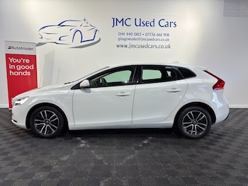 Used Volvo V40 2019 for sale - 76626493: Photo