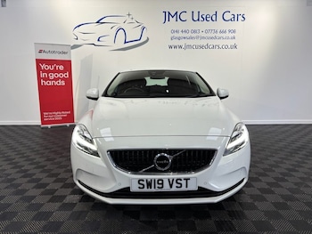 Used Volvo V40 2019 for sale - 76626493: Photo