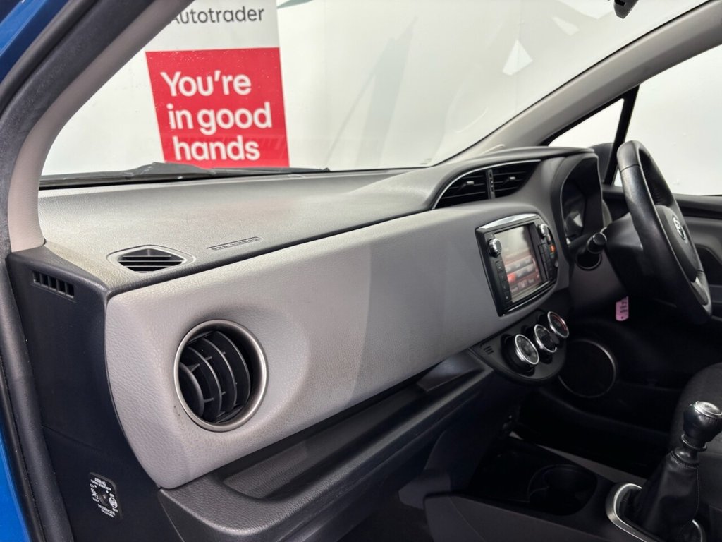 Used Toyota Yaris 2017 for sale - 78044301: Photo 48